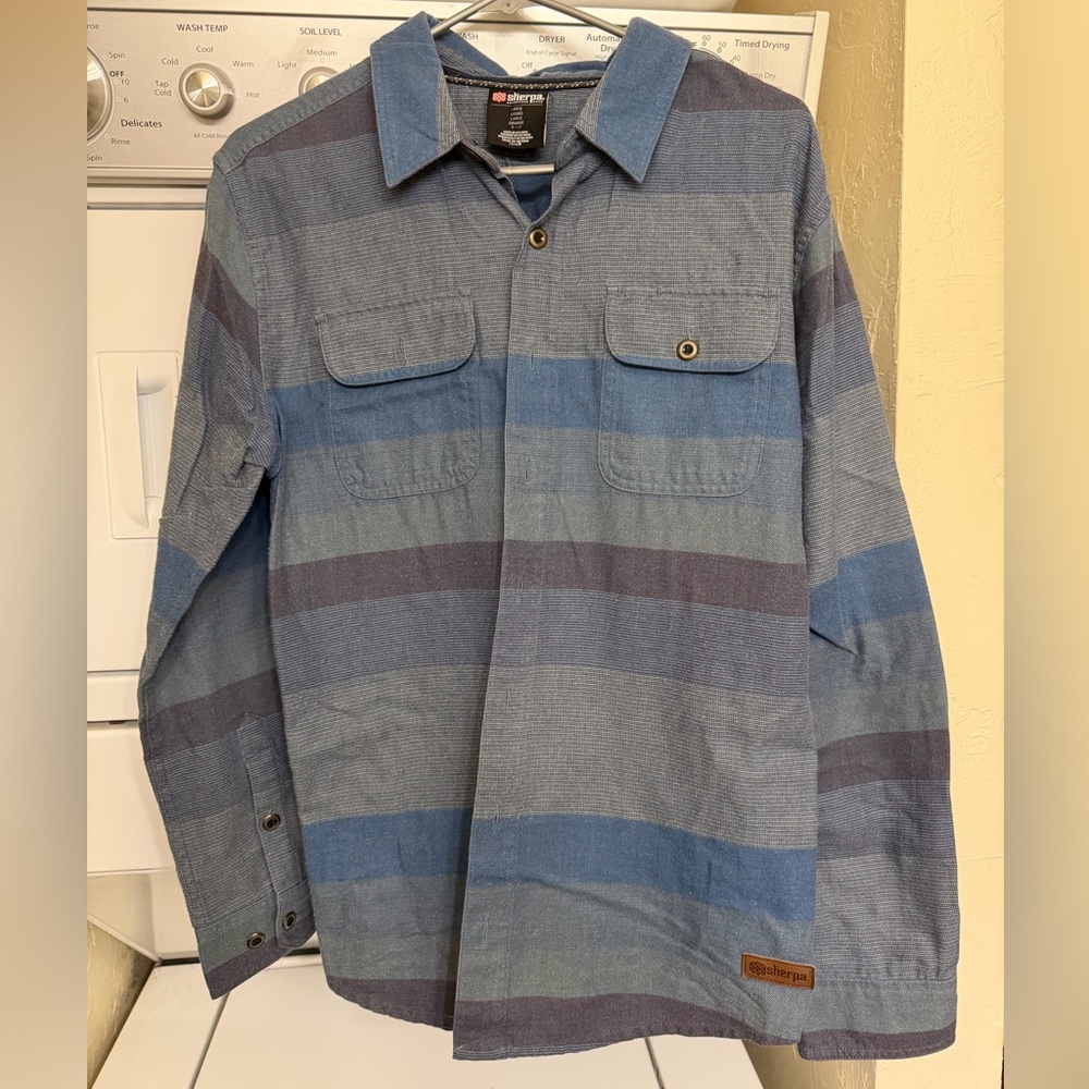 Men's Blue Striped Casual Button Down Shirt